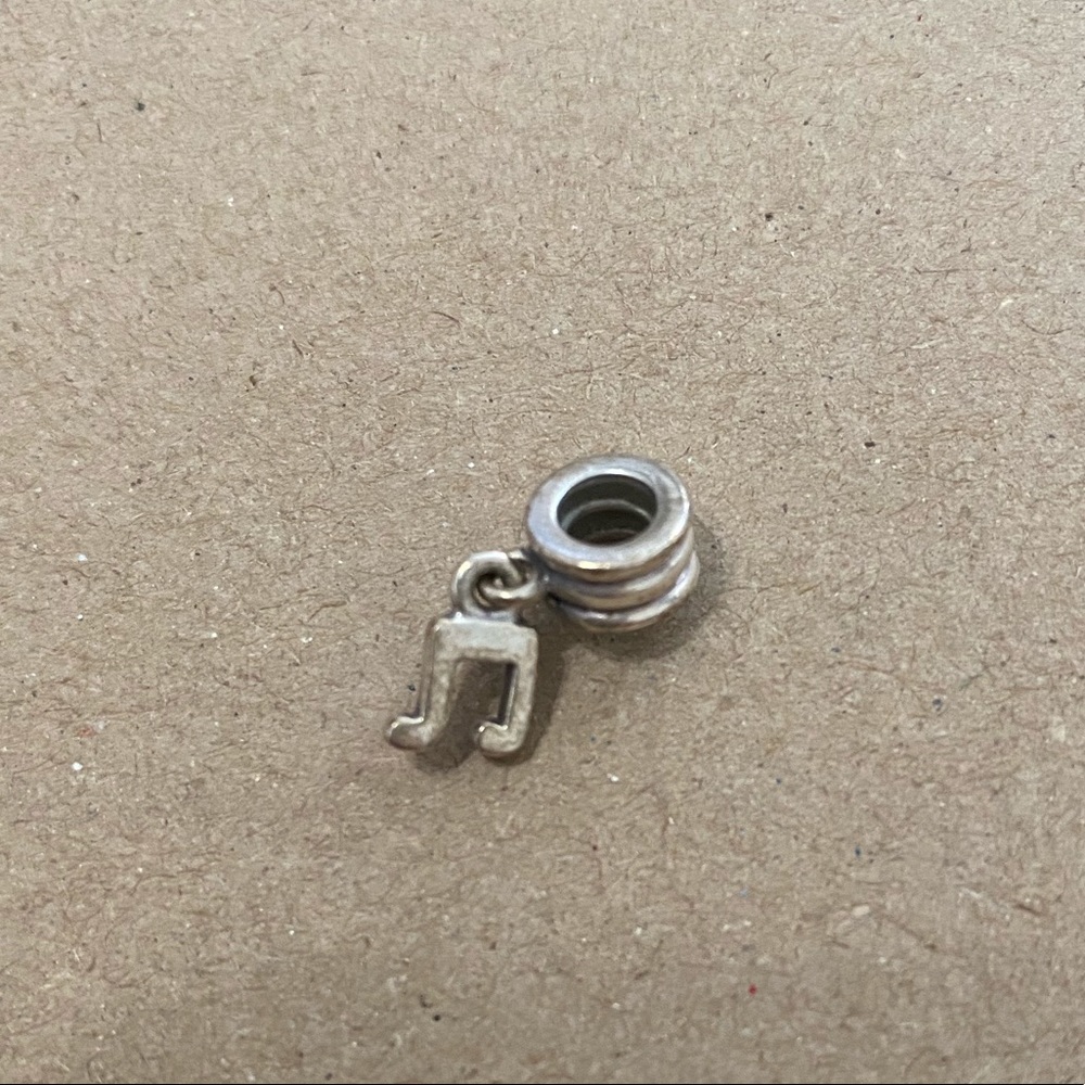 Pandora music charm